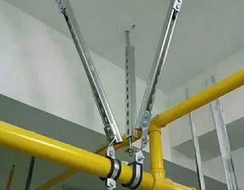 闸阀支撑架的质量要求。价格决定了前进抗震支撑框架的质量。